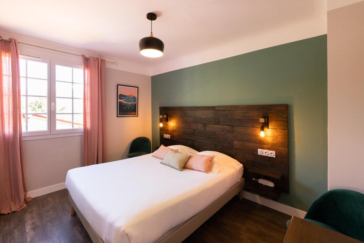 Logis Hotel St Sylvestre Aldudes Buitenkant foto