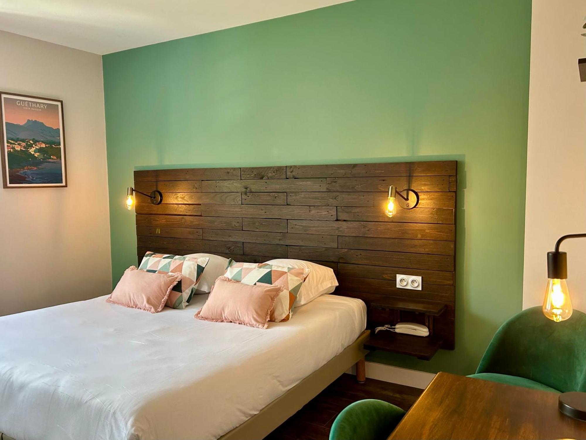 Logis Hotel St Sylvestre Aldudes Buitenkant foto