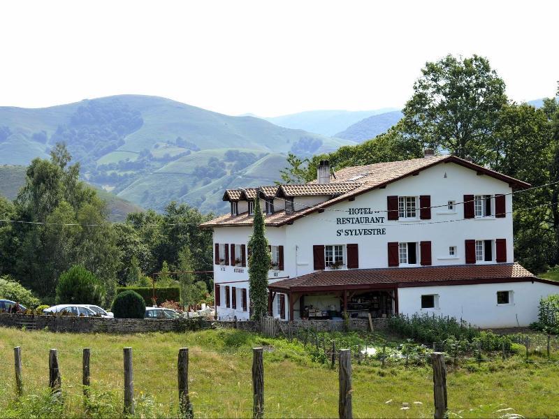 Logis Hotel St Sylvestre Aldudes Buitenkant foto