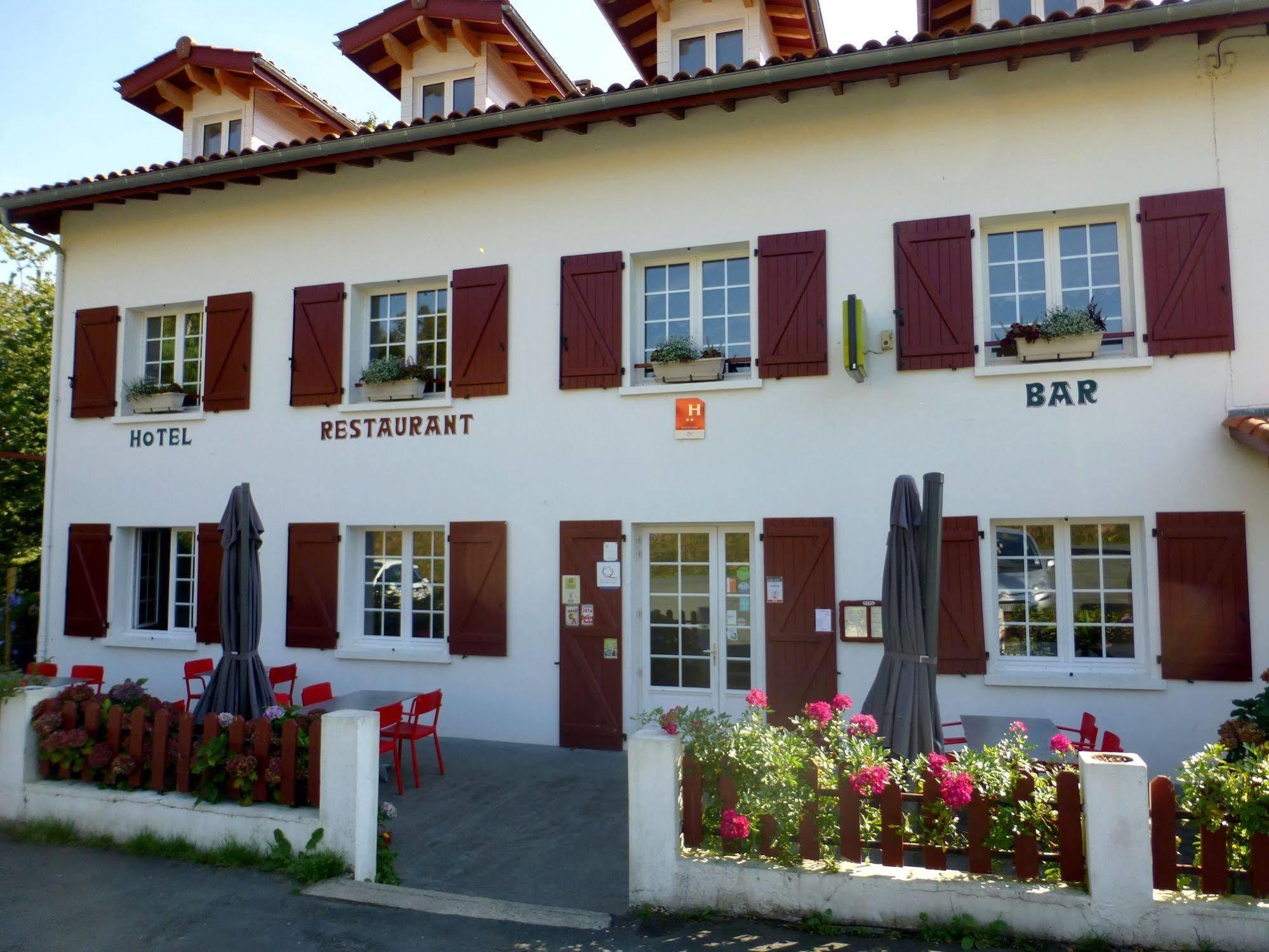 Logis Hotel St Sylvestre Aldudes Buitenkant foto